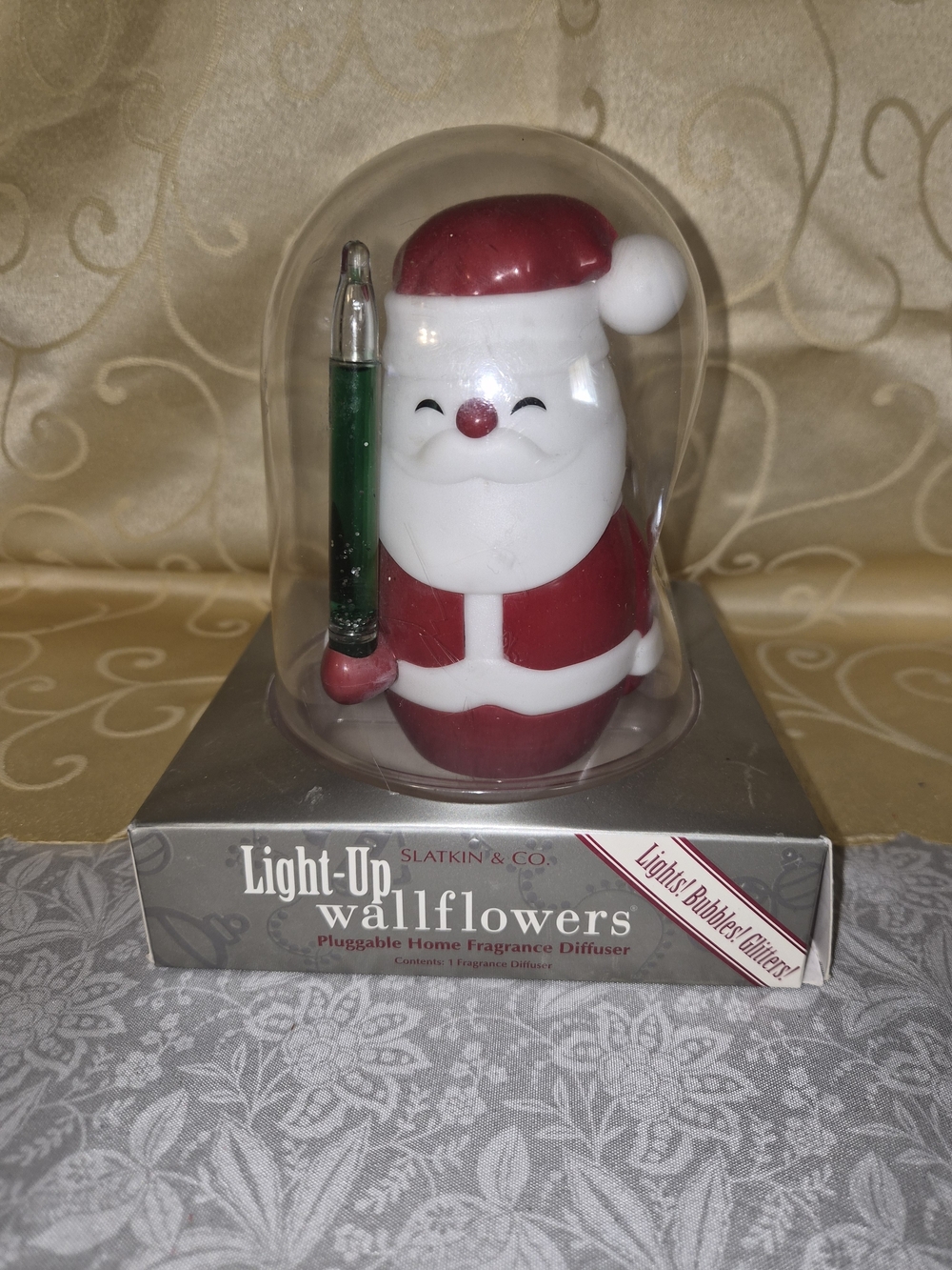 Slatkin & Co. Red and White Santa Light-Up Wallflower Fragrance Diffuser